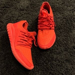 Adidas Tubular Nova “Triple Red”